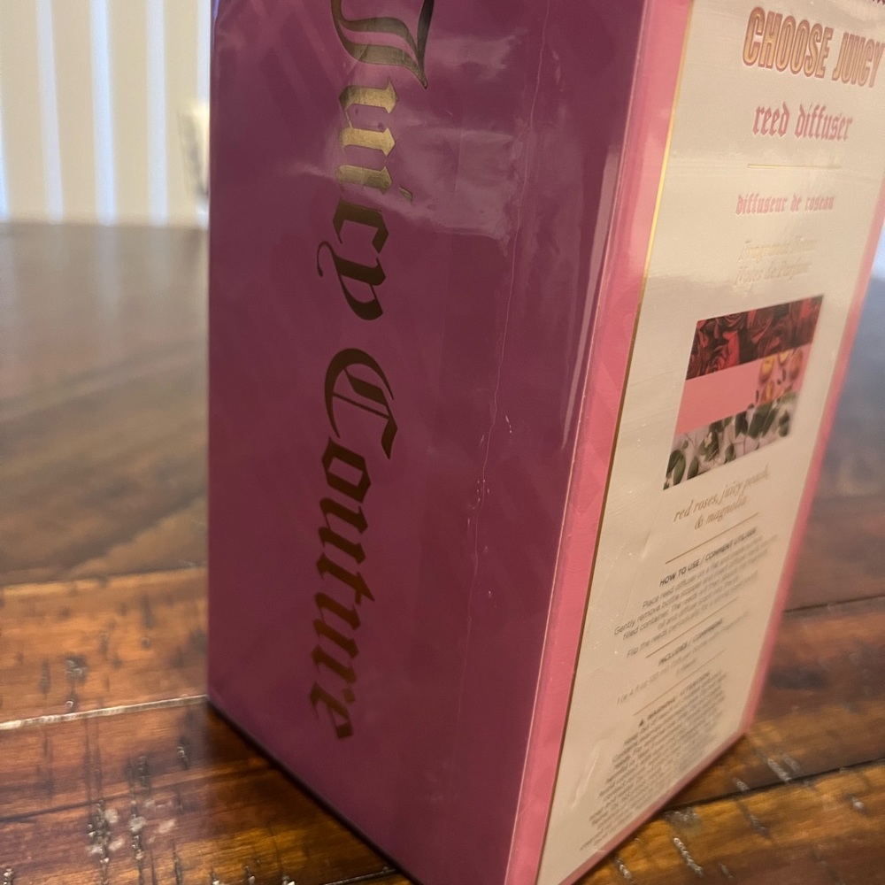 Juicy Couture Reed Diffuser Red Roses, Juicy Peach & Magnolia Scent - Picture 3 of 4